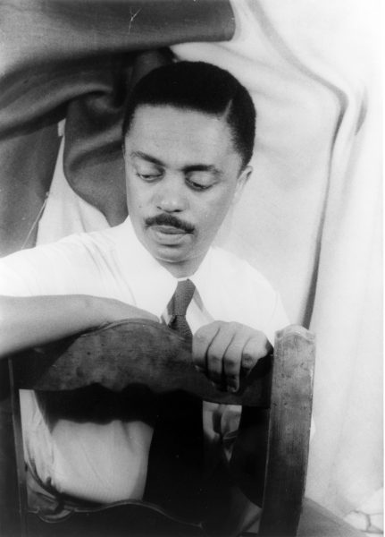 Peter Abrahams, whose novels detailed South Africa’s racial injustice, dies at 97